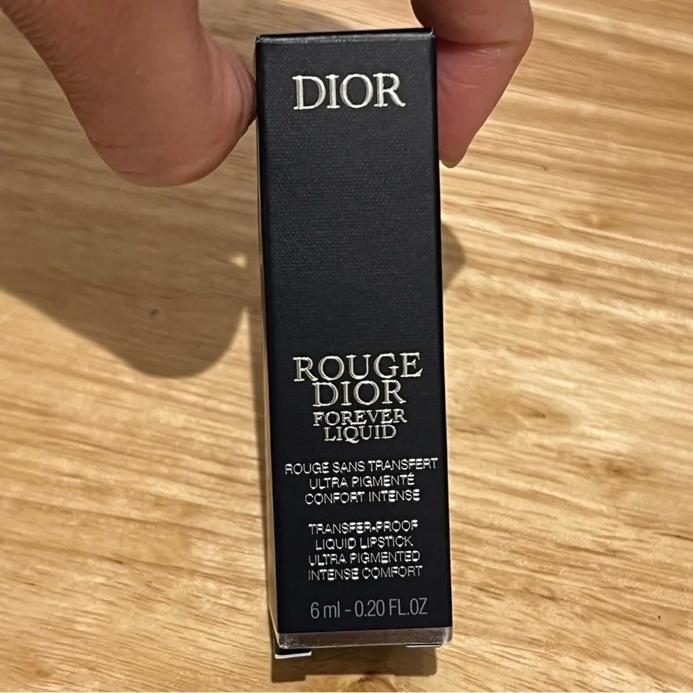 Limited-Edition Dior Forever Liquid Sequin Glittery Liquid Lipstick 333 Intrigue - Picture 7 of 9